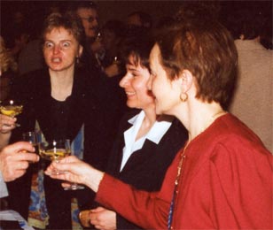 Zleva: Lenka Ertlov (djepis), Blaena Pomykalov (latina), Hana Jahdkov (nmina)